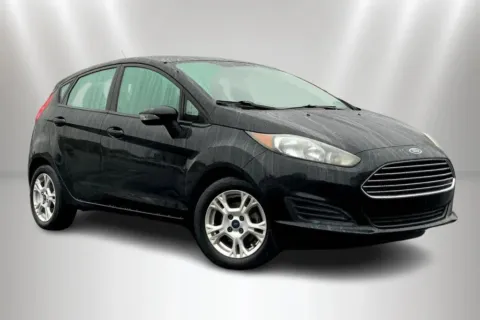 Photos of 2015 Ford Fiesta SE Hatchback 4D for sale in Janesville, WI at Cool Car Guys