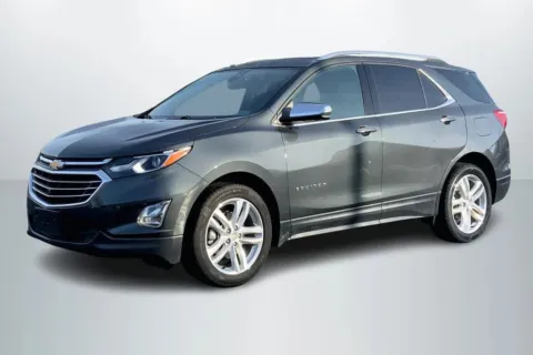Black 2020 Chevrolet Equinox Premier Sport Utility 4D for sale in Janesville, WI