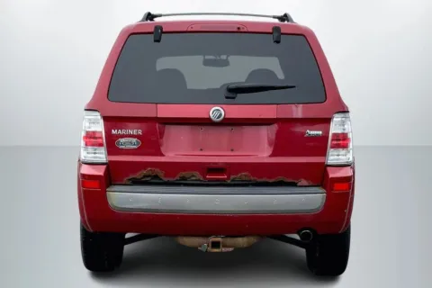 More photos of 2011 Mercury Mariner Sport Utility 4D at Cool Car Guys, WI