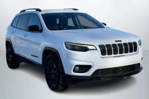 Photos of 2023 Jeep Cherokee Altitude Lux Sport Utility 4D for sale in Janesville, WI at Cool Car Guys