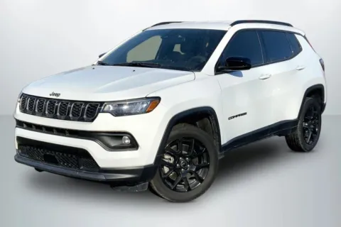 White 2025 Jeep Compass Latitude Sport Utility 4D for sale in Janesville, WI