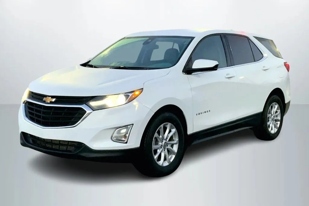 2020 Chevrolet Equinox LT's photo