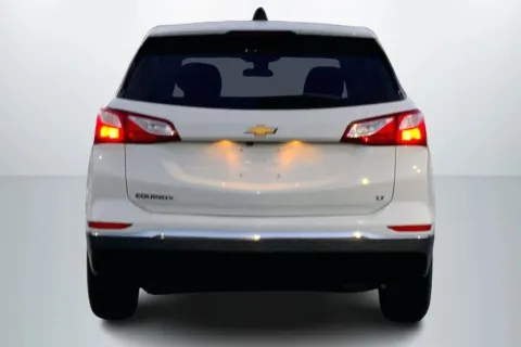 More photos of 2020 Chevrolet Equinox LT Sport Utility 4D at Cool Car Guys, WI