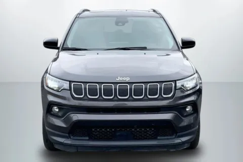 Another view of 2022 Jeep Compass Latitude Lux Sport Utility 4D for sale in Janesville, WI at Cool Car Guys