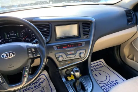 More photos of 2013 Kia Optima LX Hybrid Sedan 4D at Cool Car Guys, WI