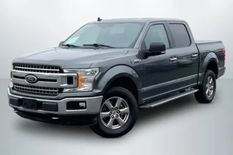 Gray 2019 Ford F-150 SuperCrew Cab XLT Pickup 4D 5 1/2 ft for sale in Janesville, WI