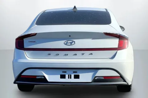 More photos of 2021 Hyundai Sonata SE Sedan 4D at Cool Car Guys, WI