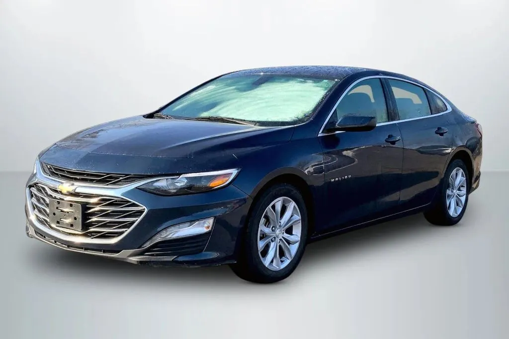 Blue 2022 Chevrolet Malibu LT Sedan 4D for sale in Janesville, WI