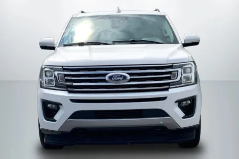 Another view of 2018 Ford Expedition XLT Sport Utility 4D for sale in Janesville, WI at Cool Car Guys