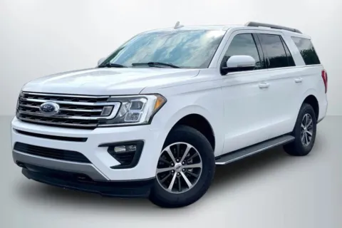 White 2018 Ford Expedition XLT Sport Utility 4D for sale in Janesville, WI