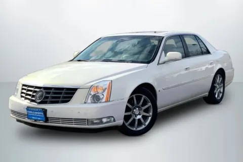 Black 2006 Cadillac DTS Sedan 4D for sale in Janesville, WI