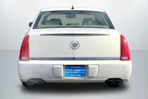 More photos of 2006 Cadillac DTS Sedan 4D at Cool Car Guys, WI