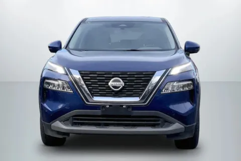 Another view of 2021 Nissan Rogue SV Sport Utility 4D for sale in Janesville, WI at Cool Car Guys