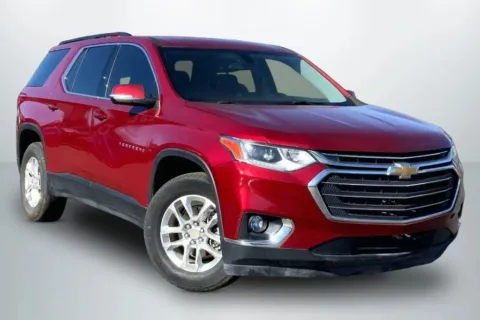 Photos of 2023 Chevrolet Traverse LT Sport Utility 4D for sale in Janesville, WI at Cool Car Guys
