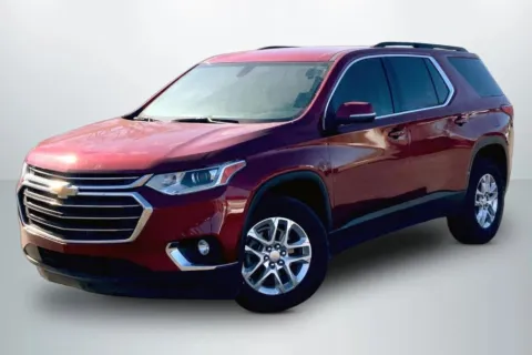 White 2023 Chevrolet Traverse LT Sport Utility 4D for sale in Janesville, WI