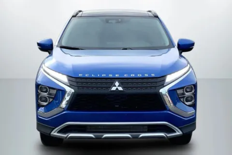 Another view of 2024 Mitsubishi Eclipse Cross SE Sport Utility 4D for sale in Janesville, WI at Cool Car Guys