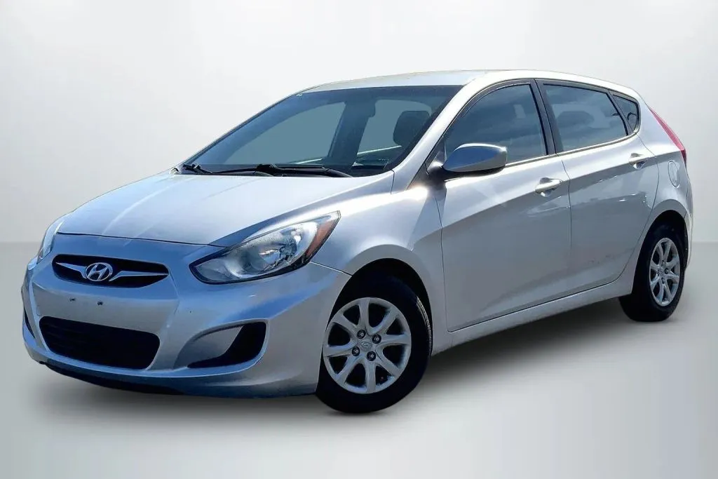 2014 Hyundai Accent GS Hatchback 4D for sale in Janesville, WI