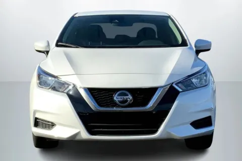 Another view of 2022 Nissan Versa SV Sedan 4D for sale in Janesville, WI at Cool Car Guys