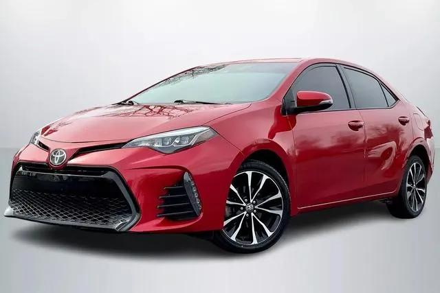 2019 Toyota Corolla SE Sedan 4D for sale in Janesville, WI