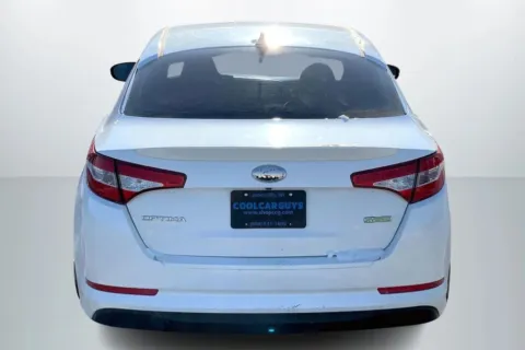 More photos of 2013 Kia Optima LX Hybrid Sedan 4D at Cool Car Guys, WI