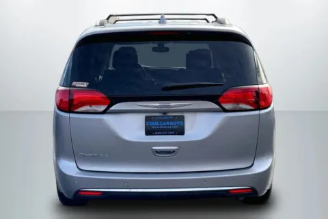 More photos of 2020 Chrysler Pacifica Touring L Plus Minivan 4D at Cool Car Guys, WI