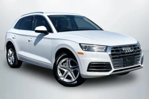 Photos of 2019 Audi Q5 Premium Sport Utility 4D for sale in Janesville, WI at Cool Car Guys