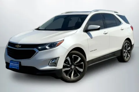 White 2020 Chevrolet Equinox LT Sport Utility 4D for sale in Janesville, WI