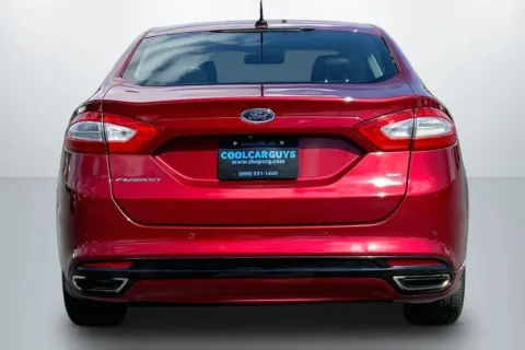 More photos of 2016 Ford Fusion SE Sedan 4D at Cool Car Guys, WI
