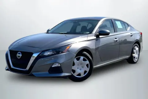 Gray 2022 Nissan Altima 2.5 S Sedan 4D for sale in Janesville, WI