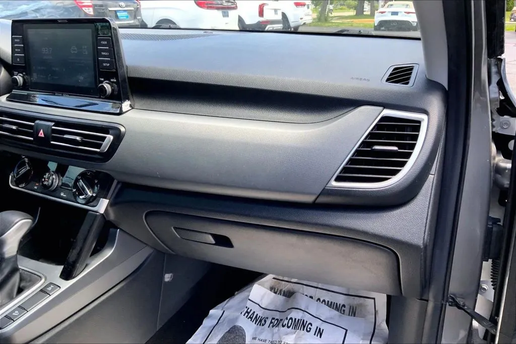 2023 Kia Seltos LX - Photo 16