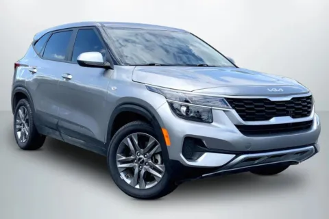 Photos of 2023 Kia Seltos LX Sport Utility 4D for sale in Janesville, WI at CCG Automotive