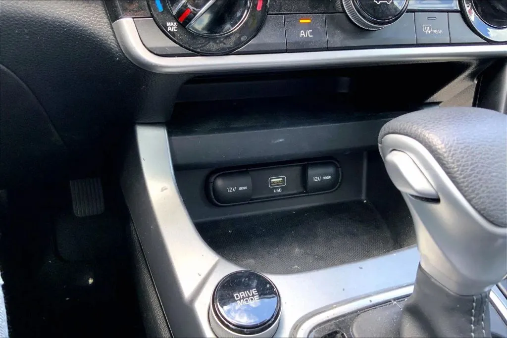 2023 Kia Seltos LX - Photo 34