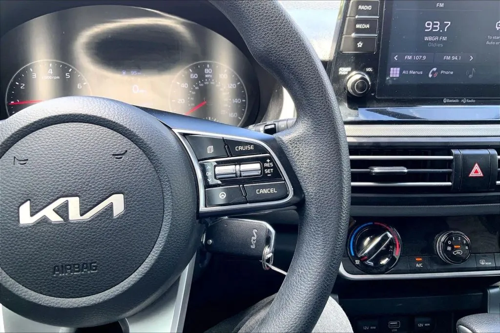 2023 Kia Seltos LX - Photo 19