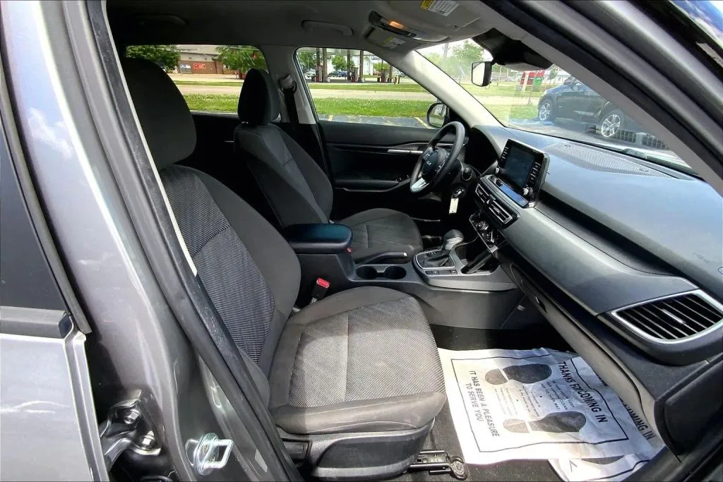 2023 Kia Seltos LX - Photo 9