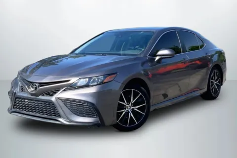 Gray 2021 Toyota Camry SE Sedan 4D for sale in Janesville, WI