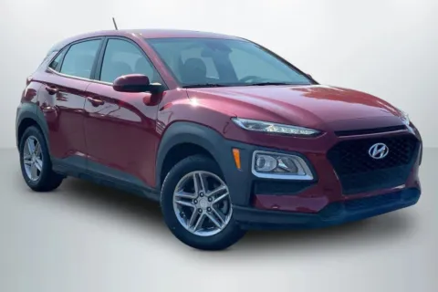 Photos of 2021 Hyundai Kona SE Sport Utility 4D for sale in Janesville, WI at Cool Car Guys