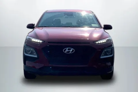 Another view of 2021 Hyundai Kona SE Sport Utility 4D for sale in Janesville, WI at Cool Car Guys