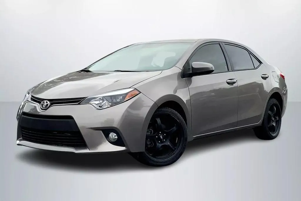 2016 Toyota Corolla LE Sedan 4D for sale in Janesville, WI
