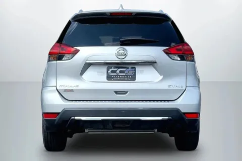 More photos of 2018 Nissan Rogue SV Sport Utility 4D at Cool Car Guys, WI