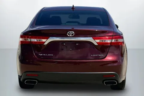 More photos of 2015 Toyota Avalon Limited Sedan 4D at Cool Car Guys, WI