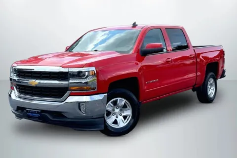 Red 2018 Chevrolet Silverado 1500 Crew Cab LT Pickup 4D 5 3/4 ft for sale in Janesville, WI