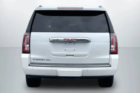 More photos of 2018 GMC Yukon XL Denali Sport Utility 4D at Cool Car Guys, WI
