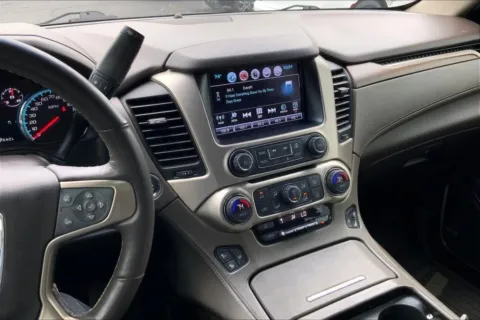 More photos of 2018 GMC Yukon XL Denali Sport Utility 4D at Cool Car Guys, WI