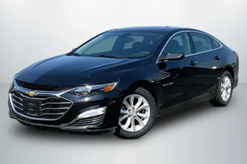Black 2020 Chevrolet Malibu LT Sedan 4D for sale in Janesville, WI