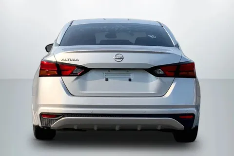 Another view of 2023 Nissan Altima 2.5 S Sedan 4D for sale in Janesville, WI at Cool Car Guys