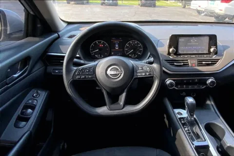 More photos of 2023 Nissan Altima 2.5 S Sedan 4D at Cool Car Guys, WI