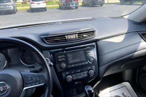 More photos of 2017 Nissan Rogue SV Sport Utility 4D at Cool Car Guys, WI