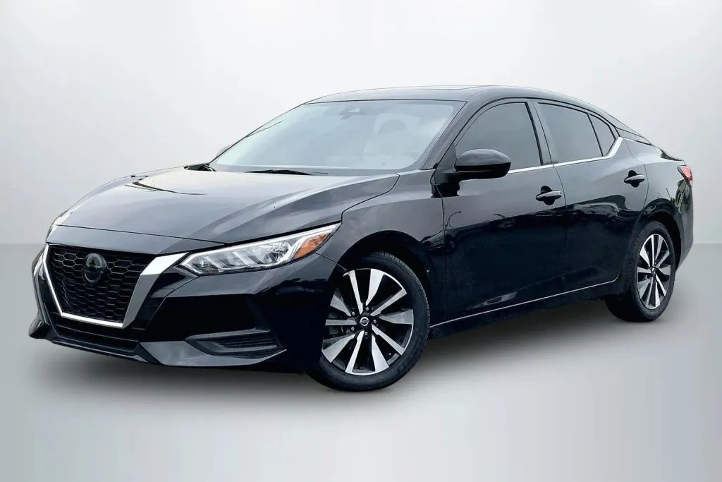 Black 2022 Nissan Sentra SV Sedan 4D for sale in Janesville, WI
