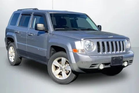 Photos of 2014 Jeep Patriot Sport SUV 4D for sale in Janesville, WI at CCG Automotive