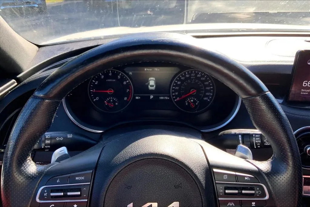 2022 Kia Stinger GT2 - Photo 20
